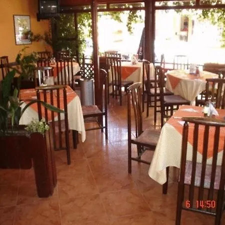 Отель Family Hit