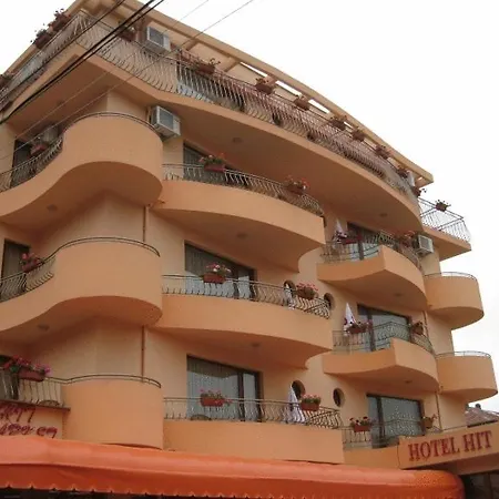 Family Hit Китен