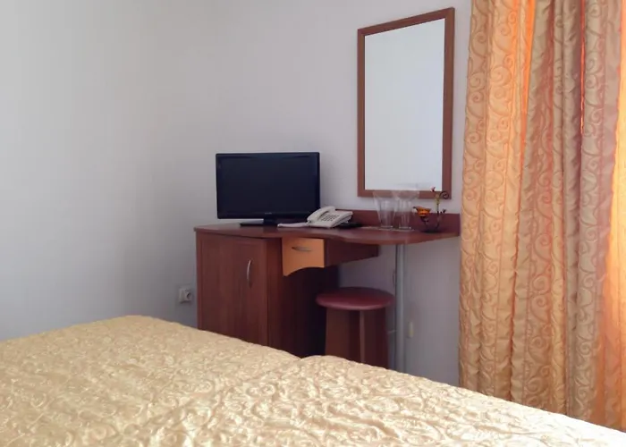 Family Hit 2* キテン