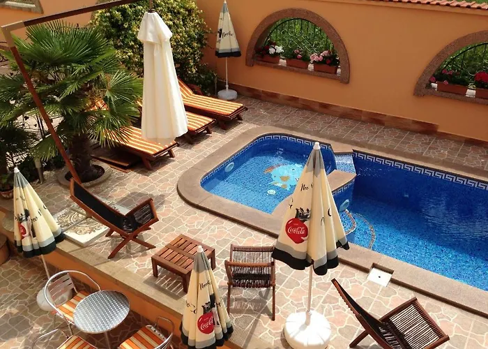 Family Hit ホテル キテン